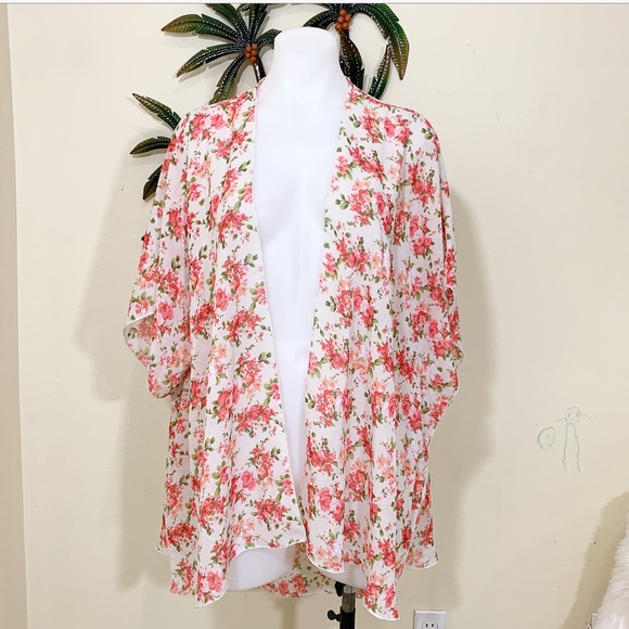 emory park Jackets & Blazers - Emory Park rose floral mid length kimono shrug